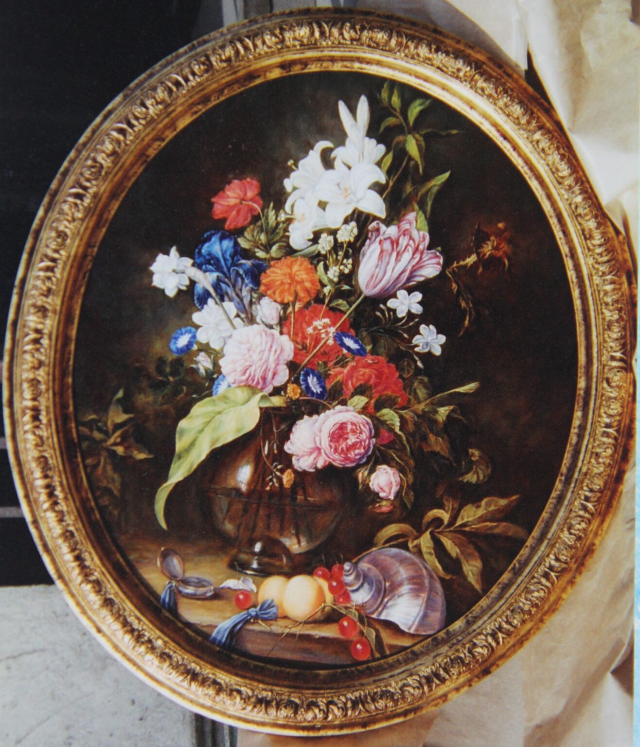 Lech Wadlewski "Martwa natura z kwiatami, krucyfiksem i czaszka" (fragment) Olej na plótnie Kopia wg Jan Davidsz de Heem and Nicolas van Veerendael "Martwa natura z kwiatami, krucyfiksem i czaszka"